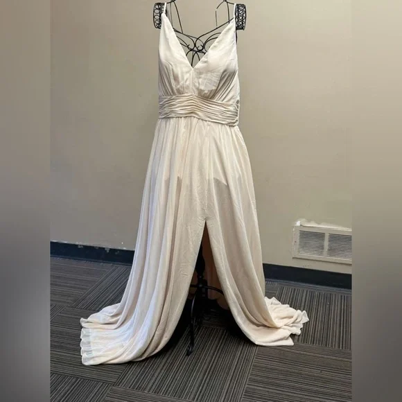 Kennedy Blue , Elegant Cream Maxi Dress with Ruched Detail - Picture 1 of 11